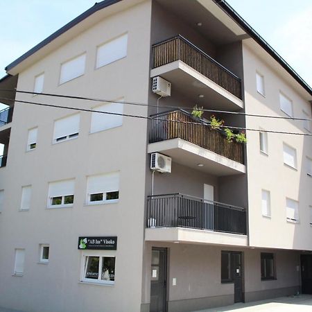 Vip Apartment Visoko Zewnętrze zdjęcie