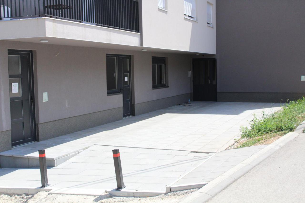 Vip Apartment Visoko Zewnętrze zdjęcie
